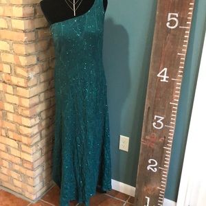 Stunning green sequence gown.